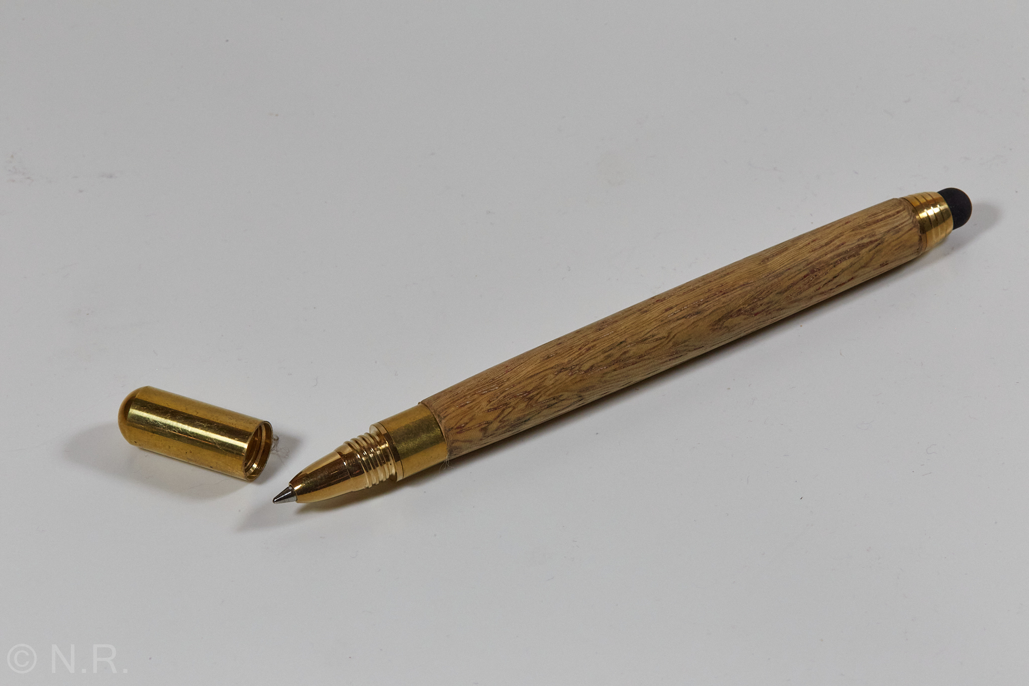 Rollerball mit Touch-Cap